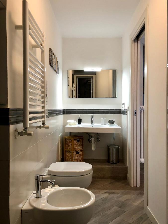 M99 Design Rooms เนเปิลส์ ภายนอก รูปภาพ